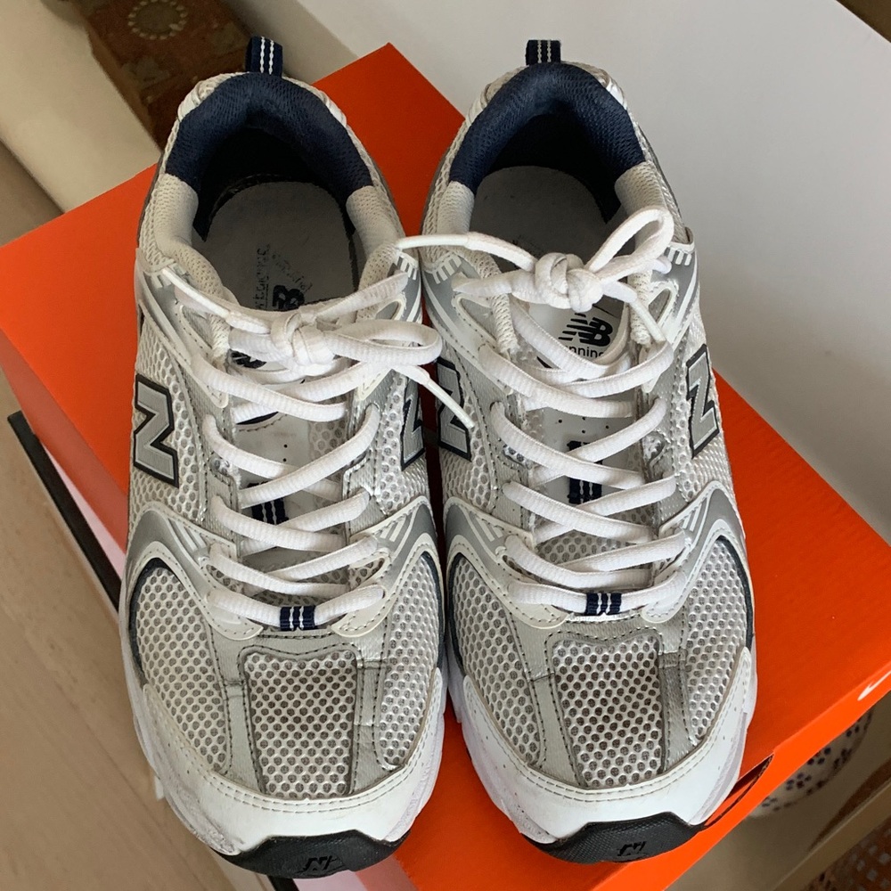 New Balance 530 White and Navy Sneakers